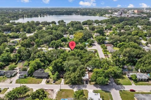 Commercial property in Winter Haven, Florida 125.42 sq.m. № 2363355