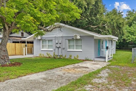 Immobilier commercial à vendre à Winter Haven, Floride: 125.42 m2 № 2363355 - photo 2
