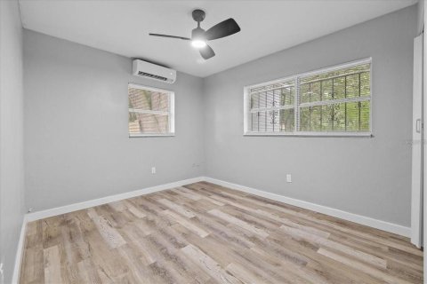 Immobilier commercial à vendre à Winter Haven, Floride: 125.42 m2 № 2363355 - photo 11