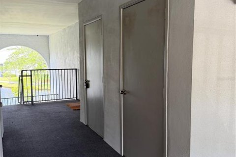 Copropriété à louer à Sanford, Floride: 2 chambres, 74.32 m2 № 2135455 - photo 4