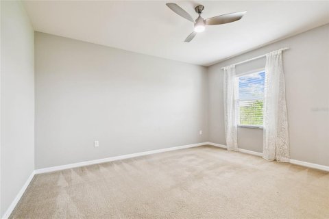 House in Land O' Lakes, Florida 4 bedrooms, 171.5 sq.m. № 1883708 - photo 22