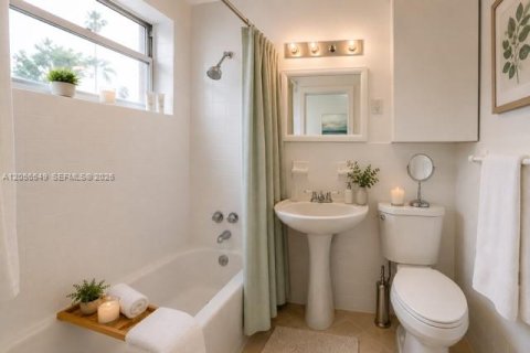 Copropriété à louer à Miami Beach, Floride: 1 chambre, 39.02 m2 № 2248808 - photo 2