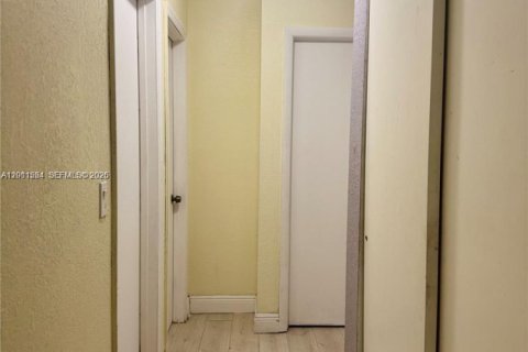 Adosado en venta en North Lauderdale, Florida, 3 dormitorios, 153.29 m2 № 2074744 - foto 8