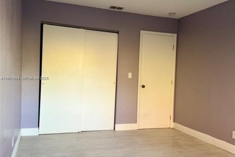 Adosado en venta en North Lauderdale, Florida, 3 dormitorios, 153.29 m2 № 2074744 - foto 13