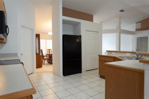 Casa en venta en Palm Coast, Florida, 4 dormitorios, 207.73 m2 № 1720235 - foto 4