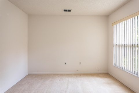 Casa en venta en Palm Coast, Florida, 4 dormitorios, 207.73 m2 № 1720235 - foto 18