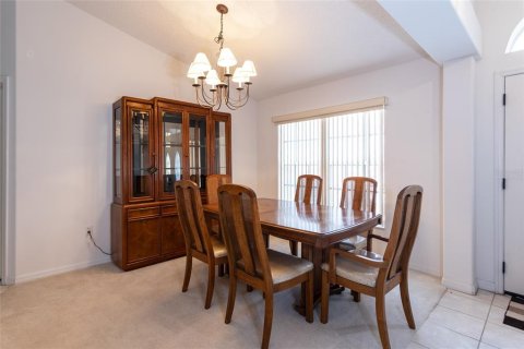 Casa en venta en Palm Coast, Florida, 4 dormitorios, 207.73 m2 № 1720235 - foto 2