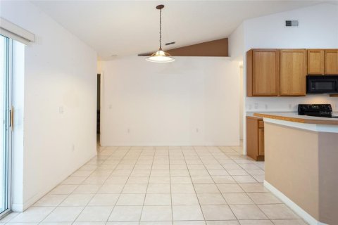 Casa en venta en Palm Coast, Florida, 4 dormitorios, 207.73 m2 № 1720235 - foto 9