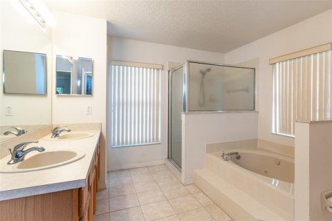 Casa en venta en Palm Coast, Florida, 4 dormitorios, 207.73 m2 № 1720235 - foto 16