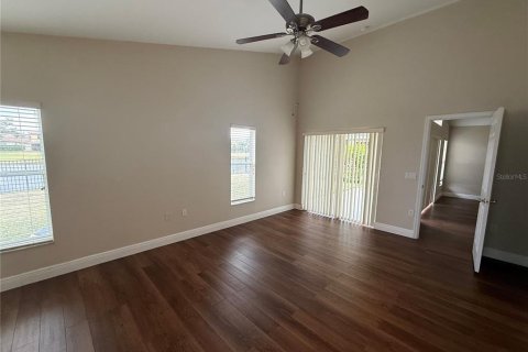 Villa ou maison à louer à Orlando, Floride: 3 chambres, 161.84 m2 № 2118986 - photo 12