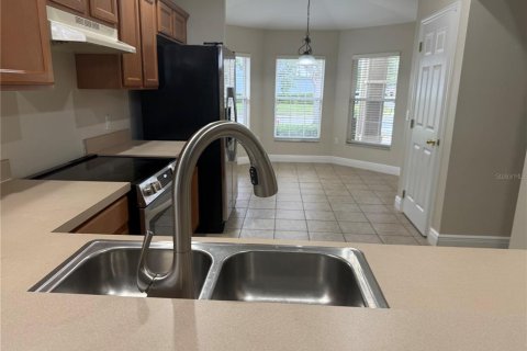 Villa ou maison à louer à Orlando, Floride: 3 chambres, 161.84 m2 № 2118986 - photo 7