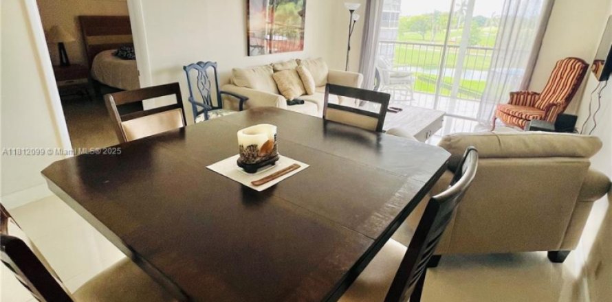 Condo à Pembroke Pines, Floride, 1 chambre № 1870055
