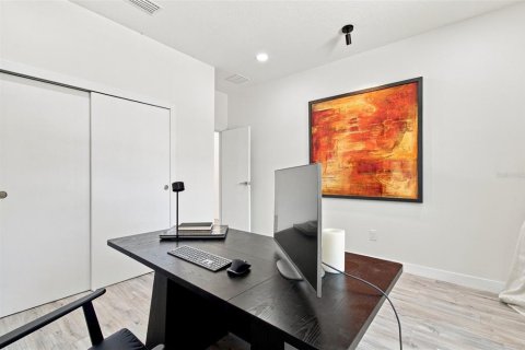 Casa en venta en Tampa, Florida, 4 dormitorios, 213.95 m2 № 2354608 - foto 30