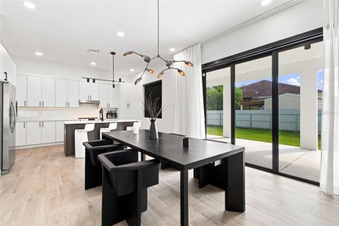 Casa en venta en Tampa, Florida, 4 dormitorios, 213.95 m2 № 2354608 - foto 10