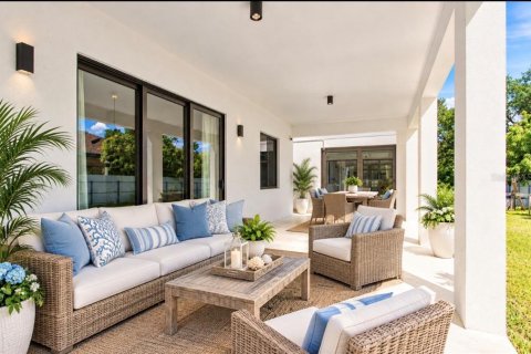 Casa en venta en Tampa, Florida, 4 dormitorios, 213.95 m2 № 2354608 - foto 11