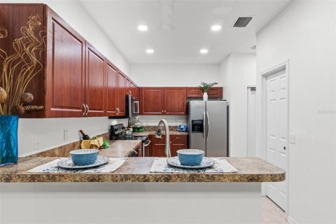Casa en venta en Kissimmee, Florida, 4 dormitorios, 244.33 m2 № 1801856 - foto 11