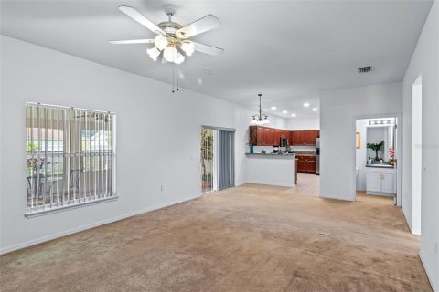 Casa en venta en Kissimmee, Florida, 4 dormitorios, 244.33 m2 № 1801856 - foto 8