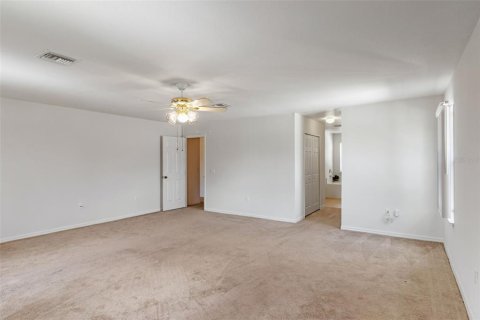 Casa en venta en Kissimmee, Florida, 4 dormitorios, 244.33 m2 № 1801856 - foto 19