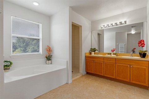 Casa en venta en Kissimmee, Florida, 4 dormitorios, 244.33 m2 № 1801856 - foto 20
