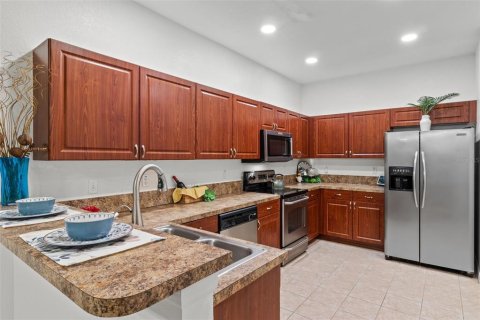 Casa en venta en Kissimmee, Florida, 4 dormitorios, 244.33 m2 № 1801856 - foto 12