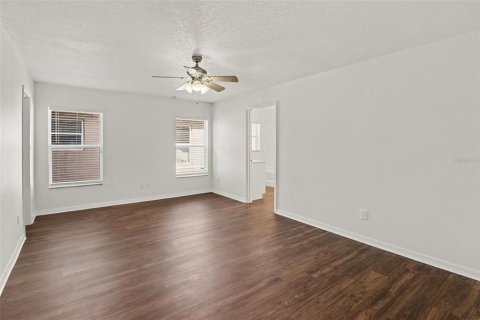 Casa en venta en Orlando, Florida, 5 dormitorios, 282.42 m2 № 2217405 - foto 12