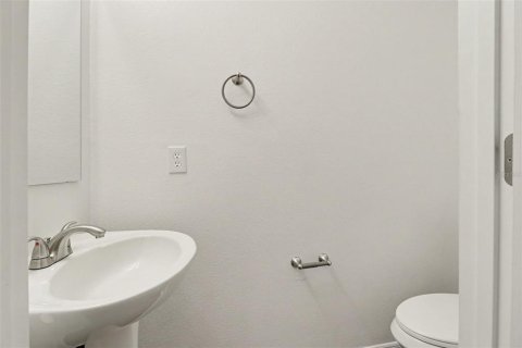 Casa en venta en Orlando, Florida, 5 dormitorios, 282.42 m2 № 2217405 - foto 22