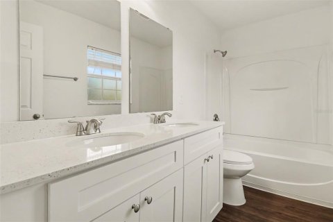 Casa en venta en Orlando, Florida, 5 dormitorios, 282.42 m2 № 2217405 - foto 23