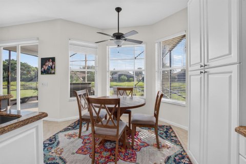 House in Boynton Beach, Florida 3 bedrooms, 194.82 sq.m. № 2412850 - photo 23
