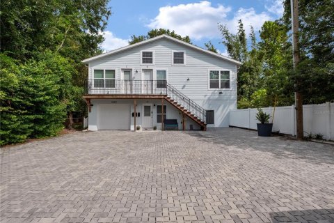 Commercial property in Orlando, Florida 337.79 sq.m. № 2147974