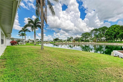House in Bradenton, Florida 3 bedrooms, 153.85 sq.m. № 1856491 - photo 28