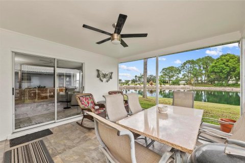 House in Bradenton, Florida 3 bedrooms, 153.85 sq.m. № 1856491 - photo 27