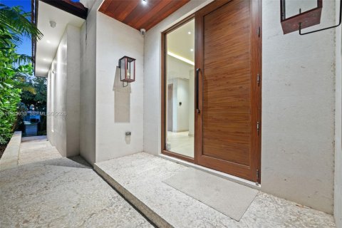 Villa ou maison à vendre à Miami Beach, Floride: 4 chambres, 312.8 m2 № 2082458 - photo 26