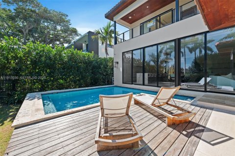 Villa ou maison à vendre à Miami Beach, Floride: 4 chambres, 312.8 m2 № 2082458 - photo 17