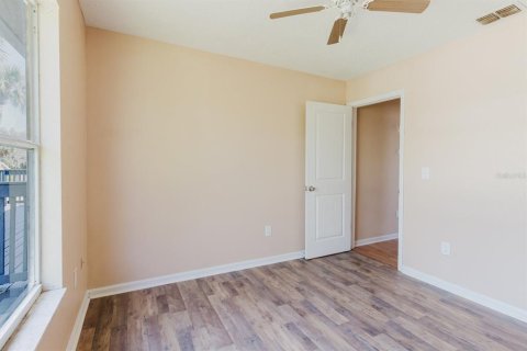 House in Port Richey, Florida 3 bedrooms, 120.4 sq.m. № 1829116 - photo 30