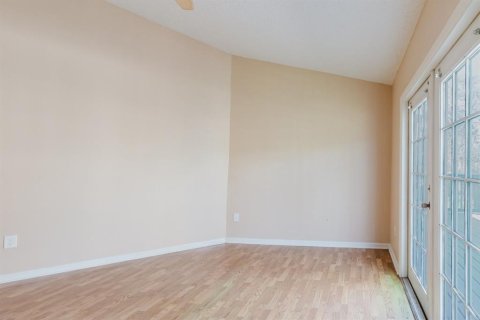 House in Port Richey, Florida 3 bedrooms, 120.4 sq.m. № 1829116 - photo 18