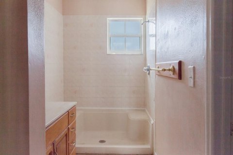 House in Port Richey, Florida 3 bedrooms, 120.4 sq.m. № 1829116 - photo 20