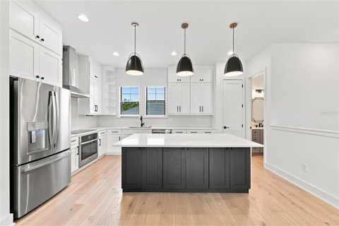 Touwnhouse à louer à Tampa, Floride: 4 chambres, 223.43 m2 № 2406876 - photo 8