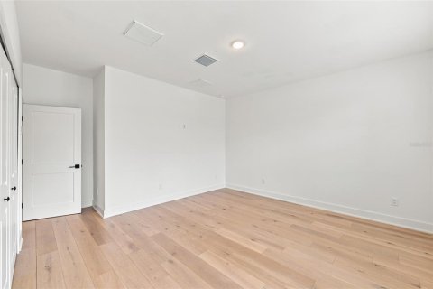 Touwnhouse à louer à Tampa, Floride: 4 chambres, 223.43 m2 № 2406876 - photo 14