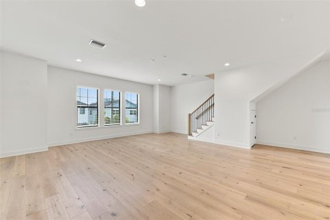 Touwnhouse à louer à Tampa, Floride: 4 chambres, 223.43 m2 № 2406876 - photo 4