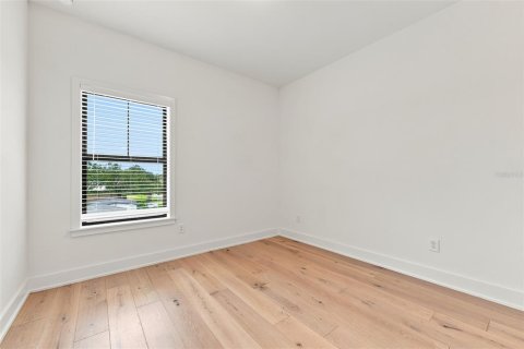 Touwnhouse à louer à Tampa, Floride: 4 chambres, 223.43 m2 № 2406876 - photo 19