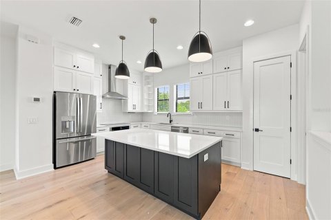 Touwnhouse à louer à Tampa, Floride: 4 chambres, 223.43 m2 № 2406876 - photo 9