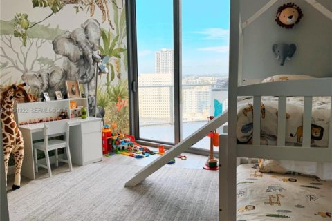 Copropriété à vendre à Miami, Floride: 3 chambres, 201.13 m2 № 1990446 - photo 29