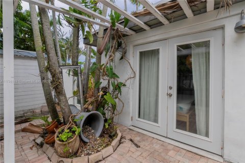 Villa ou maison à louer à Hollywood, Floride: 3 chambres, 152.73 m2 № 1977525 - photo 10