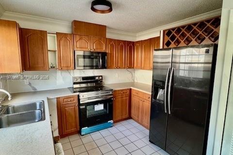 Townhouse in Miami, Florida 3 bedrooms, 106.84 sq.m. № 2035935 - photo 24