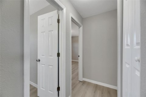 House in Apollo Beach, Florida 2 bedrooms, 81.75 sq.m. № 2151100 - photo 26