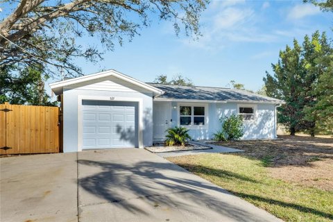 House in Apollo Beach, Florida 2 bedrooms, 81.75 sq.m. № 2151100 - photo 8