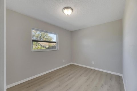House in Apollo Beach, Florida 2 bedrooms, 81.75 sq.m. № 2151100 - photo 30