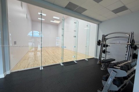 Снять в аренду виллу или дом в Майами, Флорида 3 спальни, 133.78м2, № 1946096 - фото 20