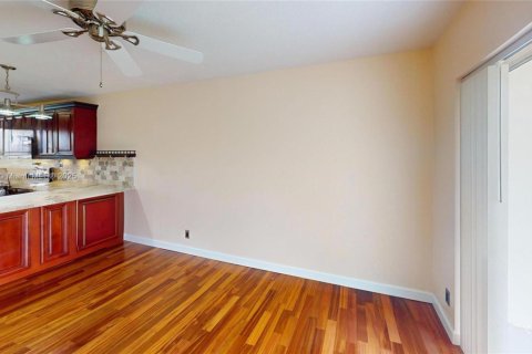 Copropriété à vendre à Sunrise, Floride: 1 chambre, 59.46 m2 № 1979046 - photo 19