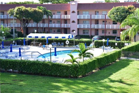 Copropriété à vendre à Sunrise, Floride: 1 chambre, 59.46 m2 № 1979046 - photo 4